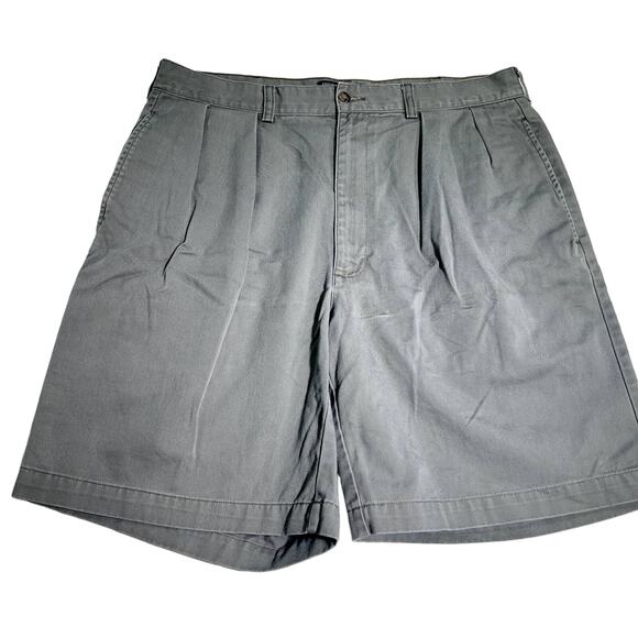 Polo by Ralph Lauren Tyler Short Chinos Men 35W Grey Button Secured Rear Pockets - Picture 1 of 9